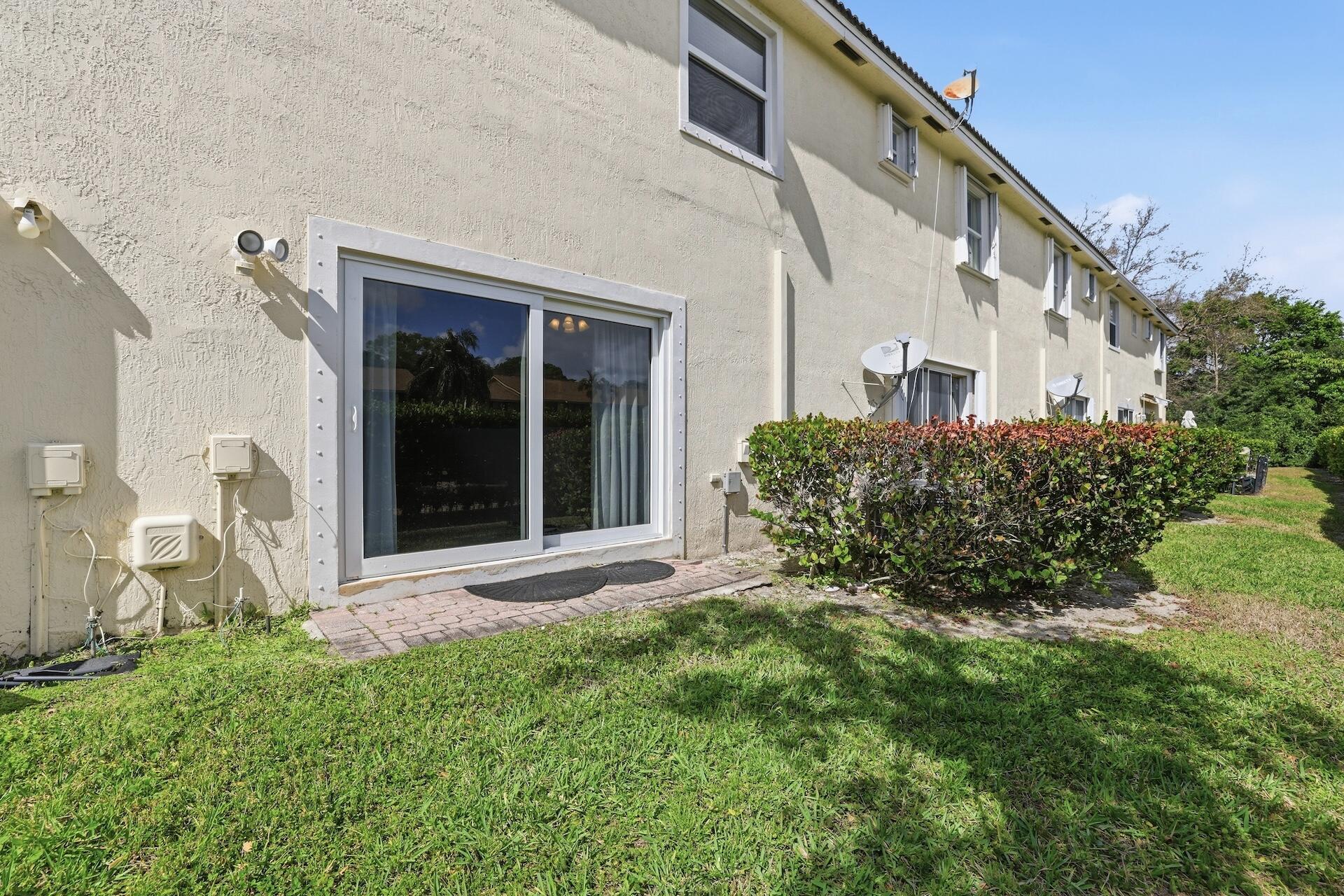 GEORGIAN COURTS - Residential