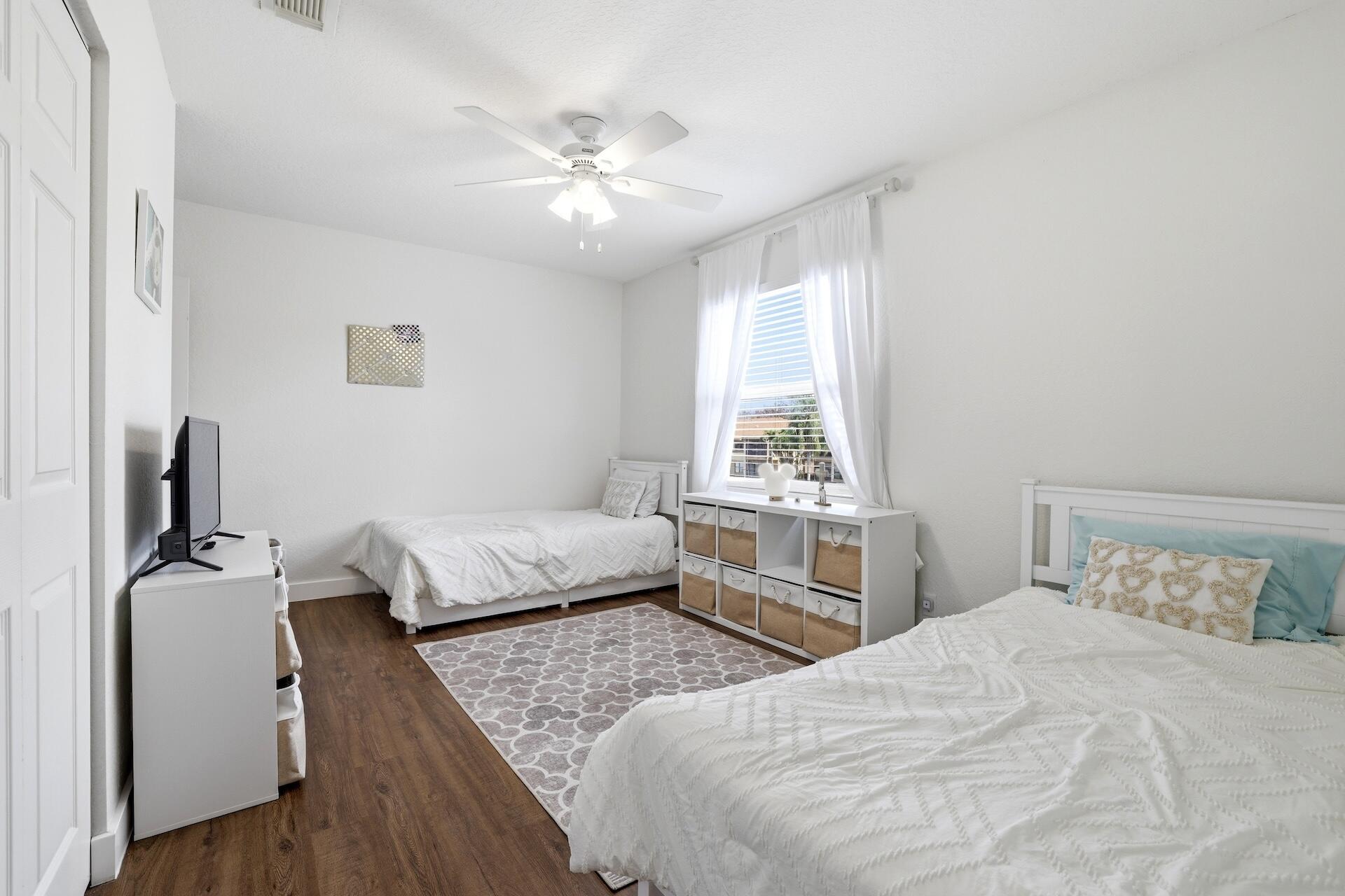 GEORGIAN COURTS - Residential