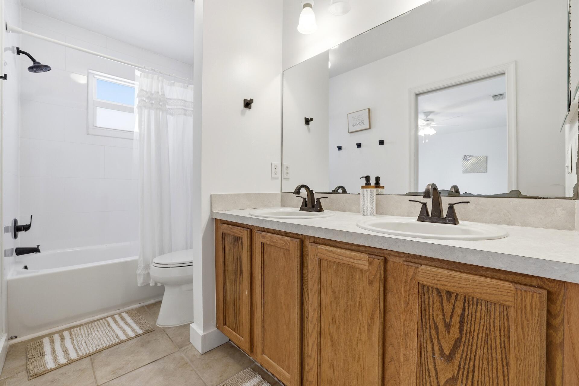 GEORGIAN COURTS - Residential