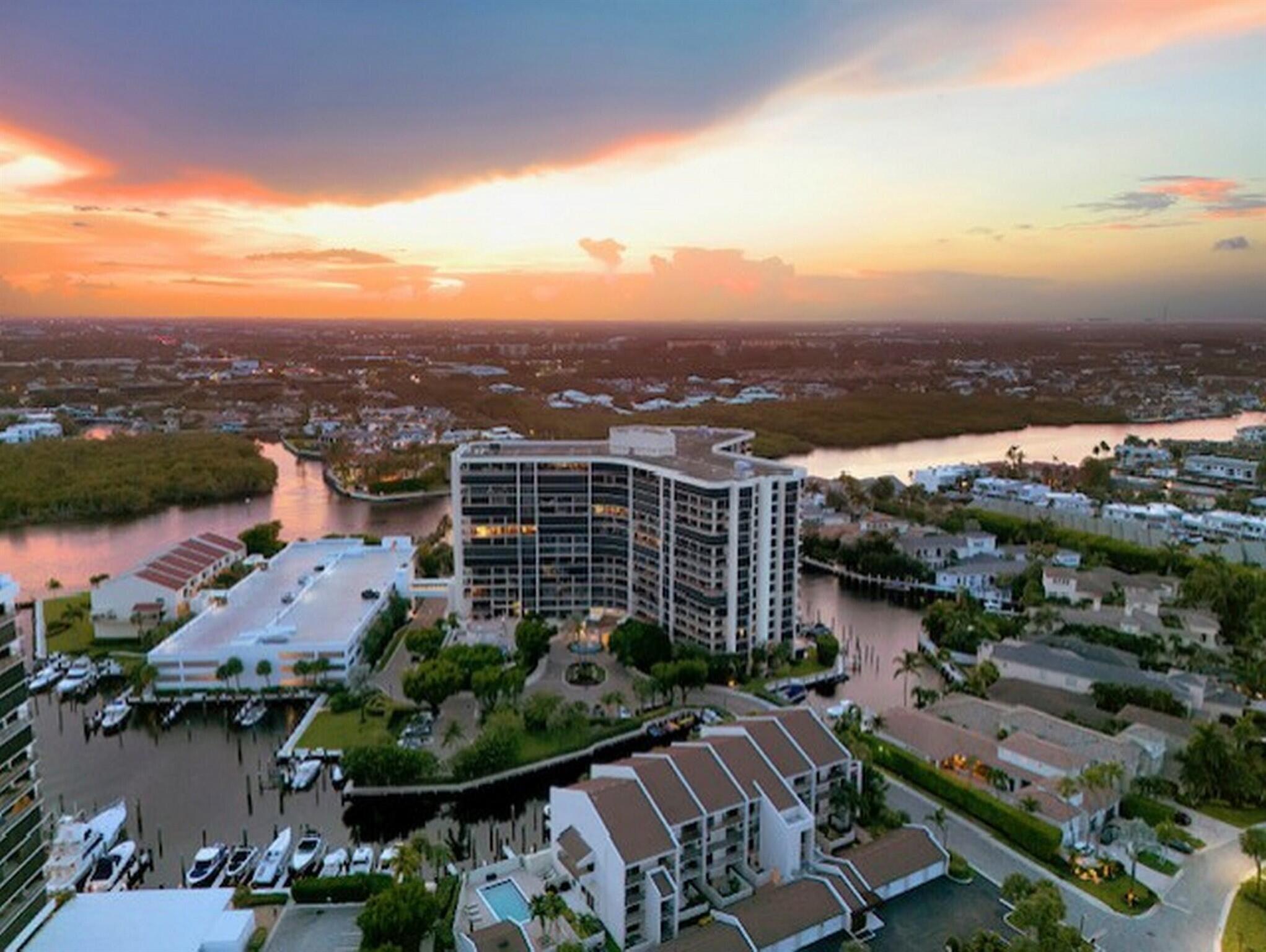 BRAEMAR ISLE CONDO - Residential