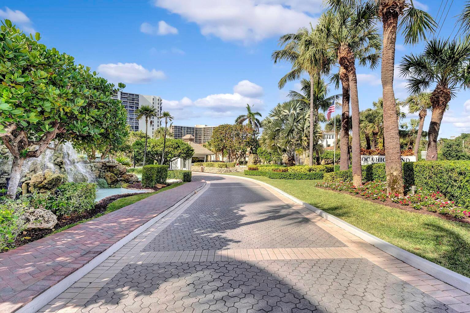 BRAEMAR ISLE CONDO - Residential