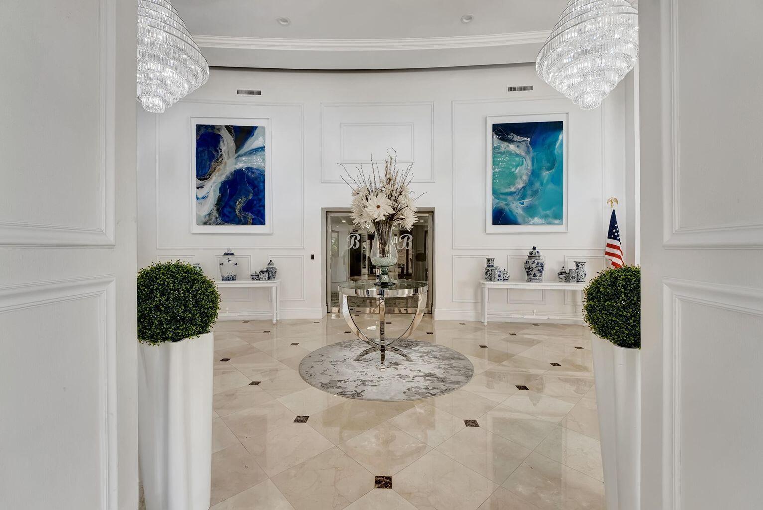 BRAEMAR ISLE CONDO - Residential