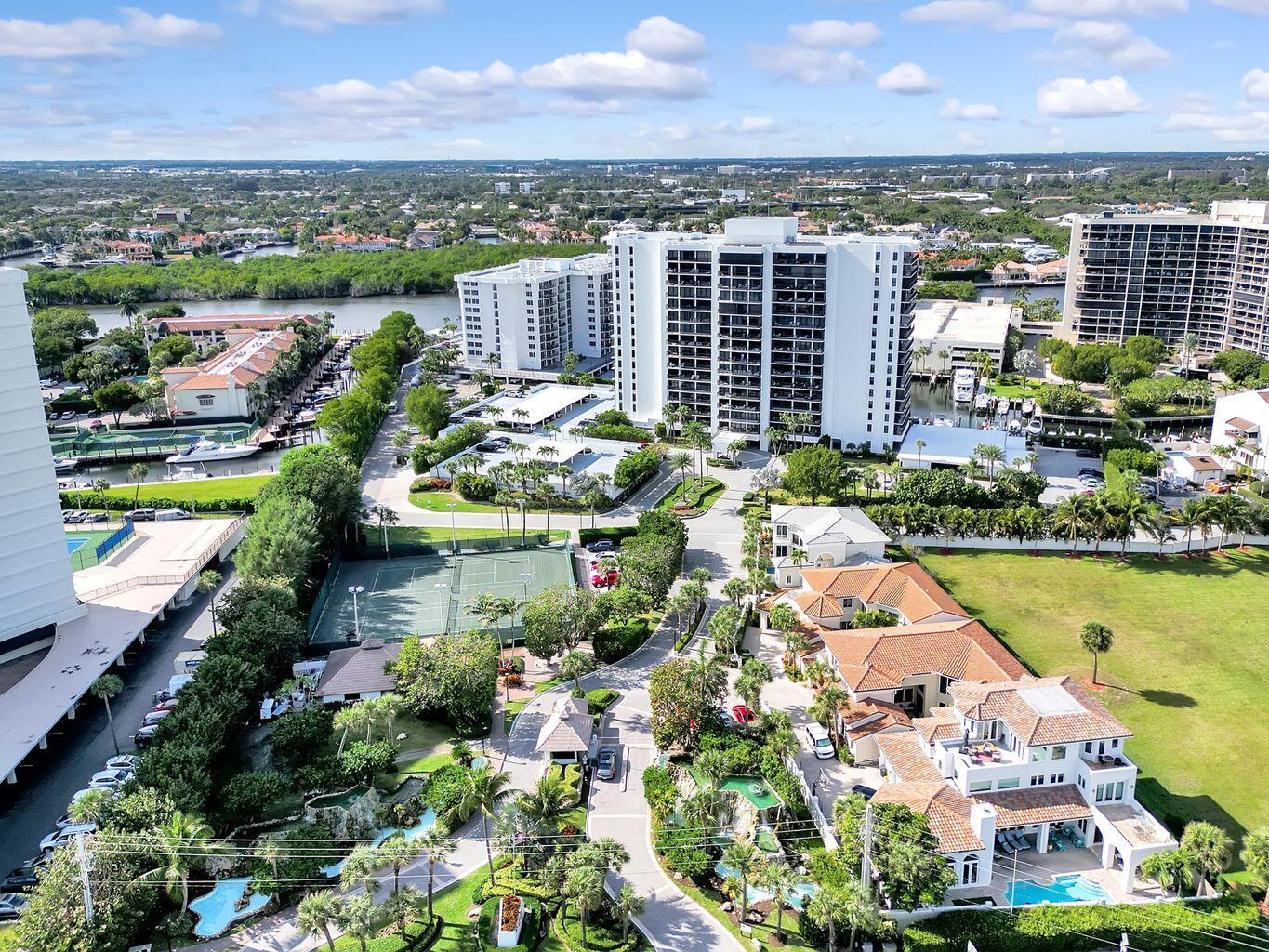 BRAEMAR ISLE CONDO - Residential