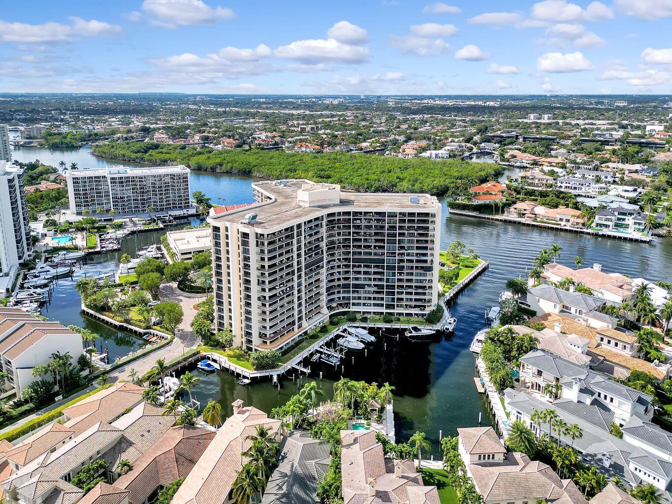 BRAEMAR ISLE CONDO - Residential