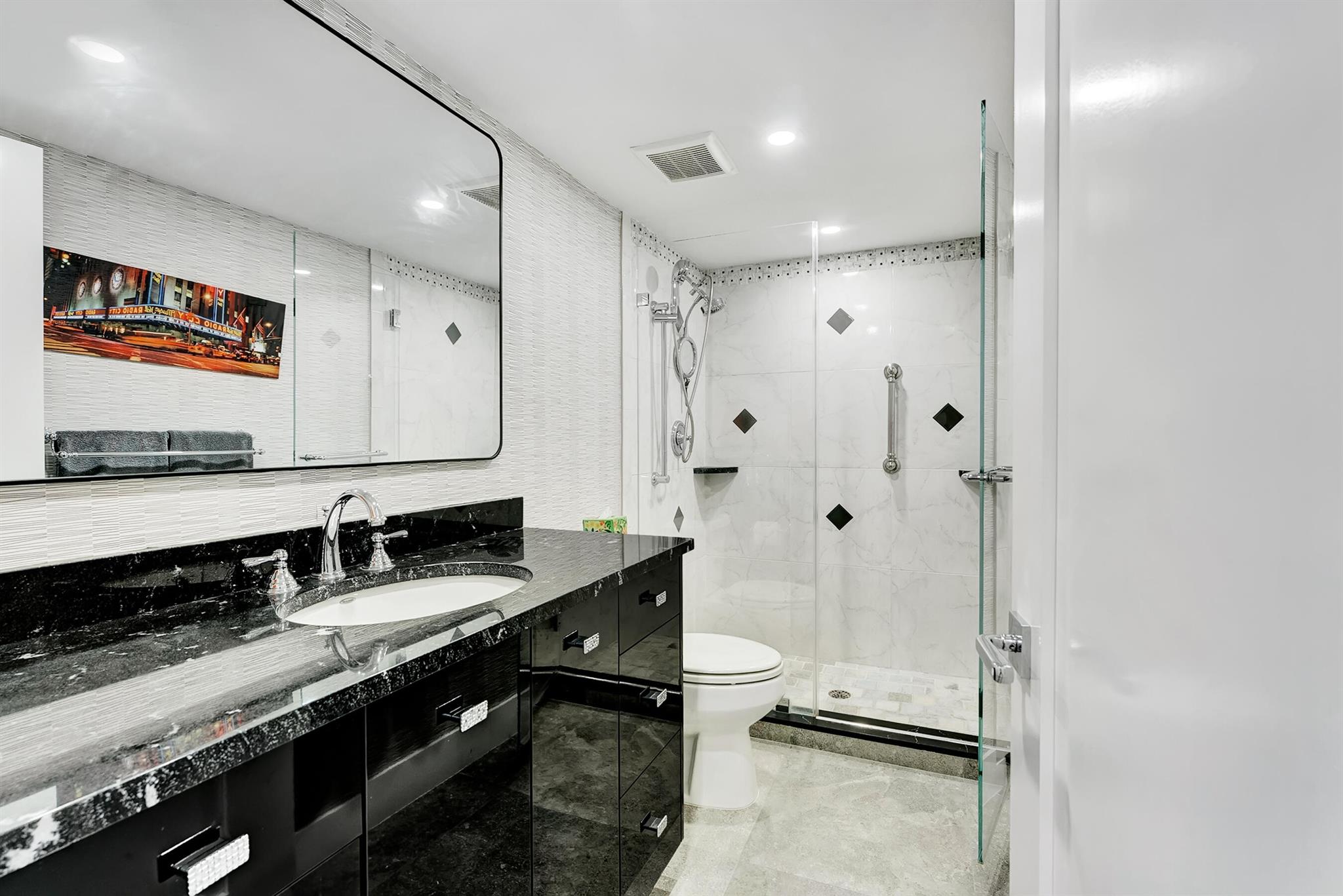 BRAEMAR ISLE CONDO - Residential