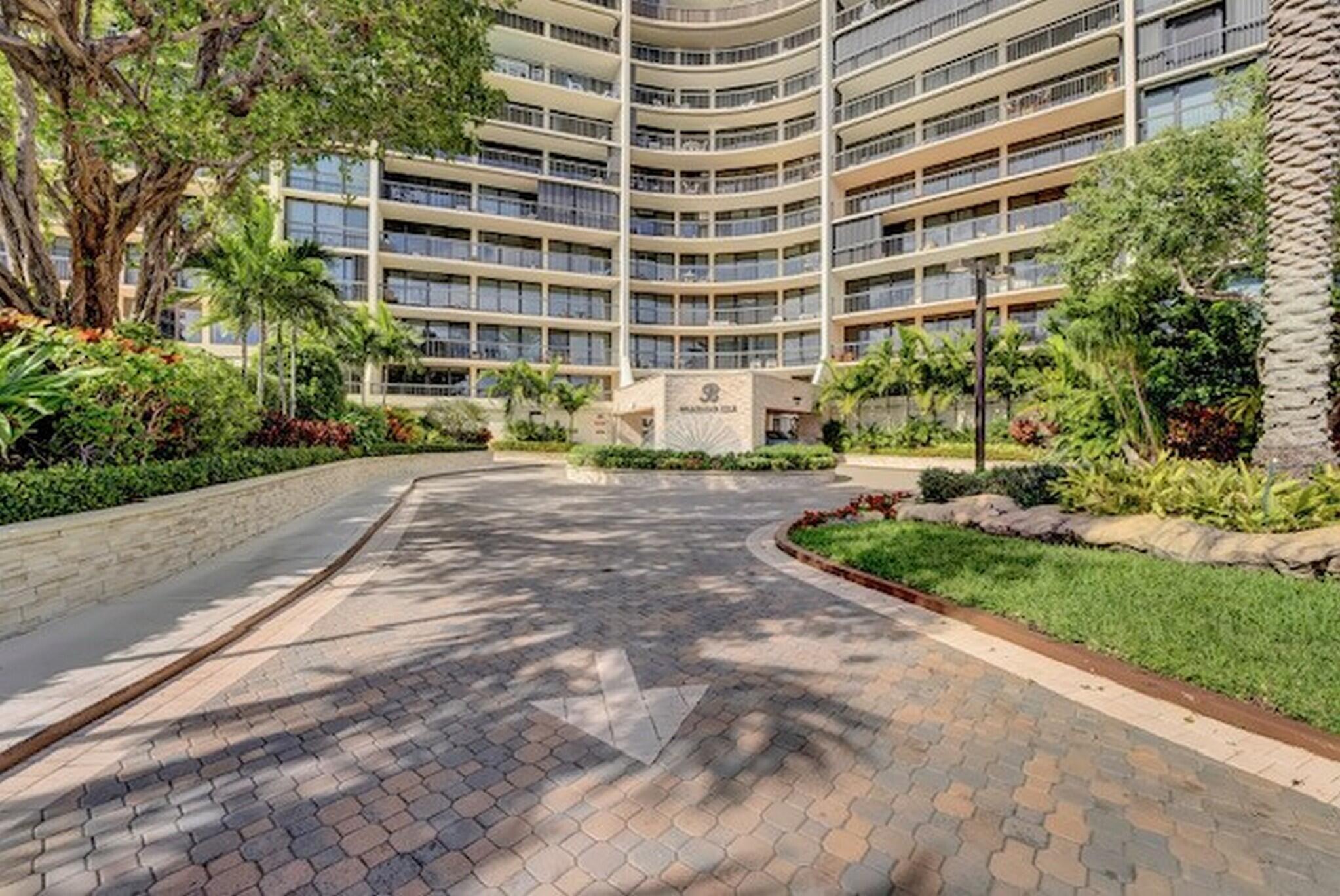 BRAEMAR ISLE CONDO - Residential