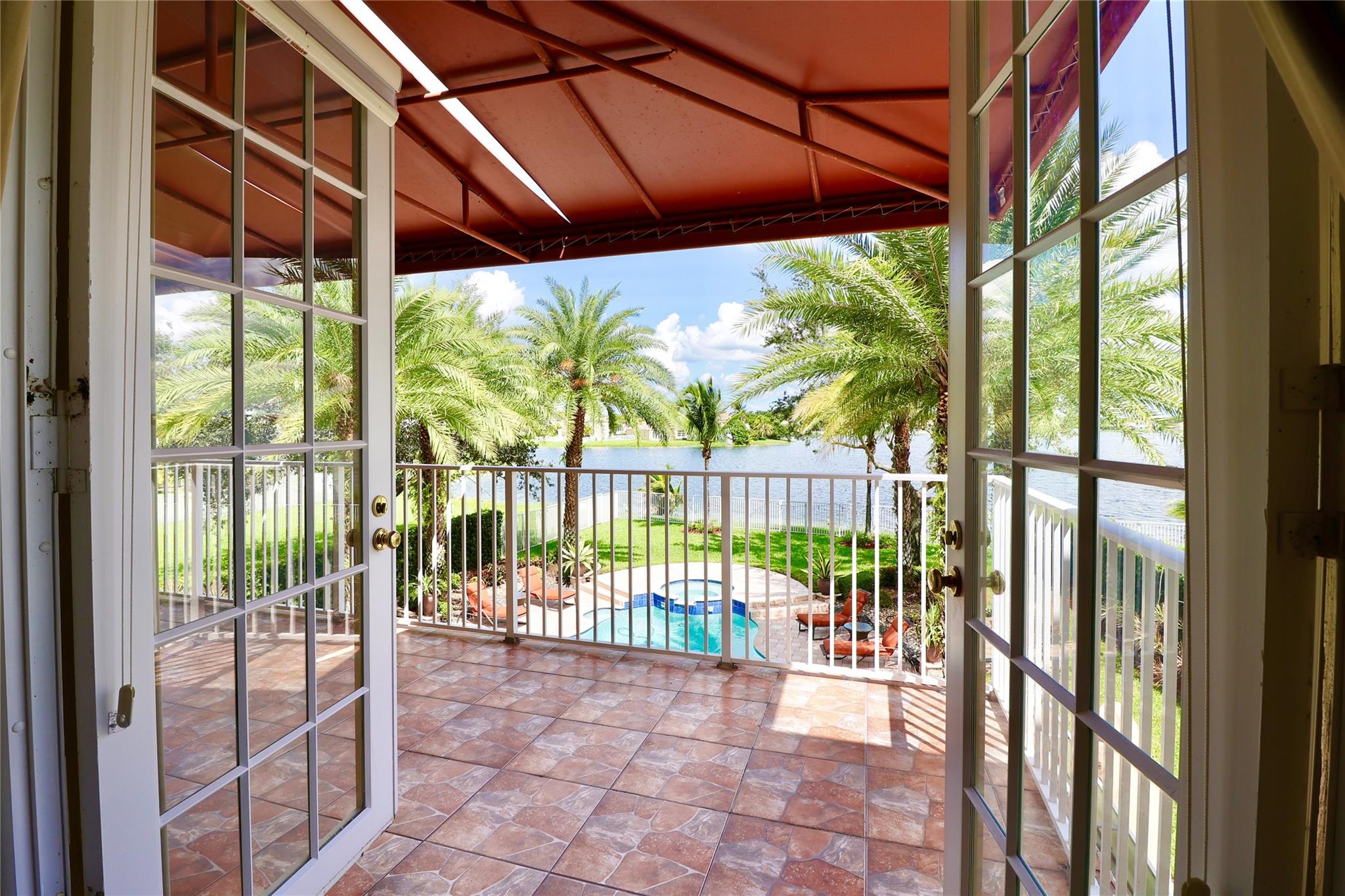 Riviera Isles I 167-28 B - Residential