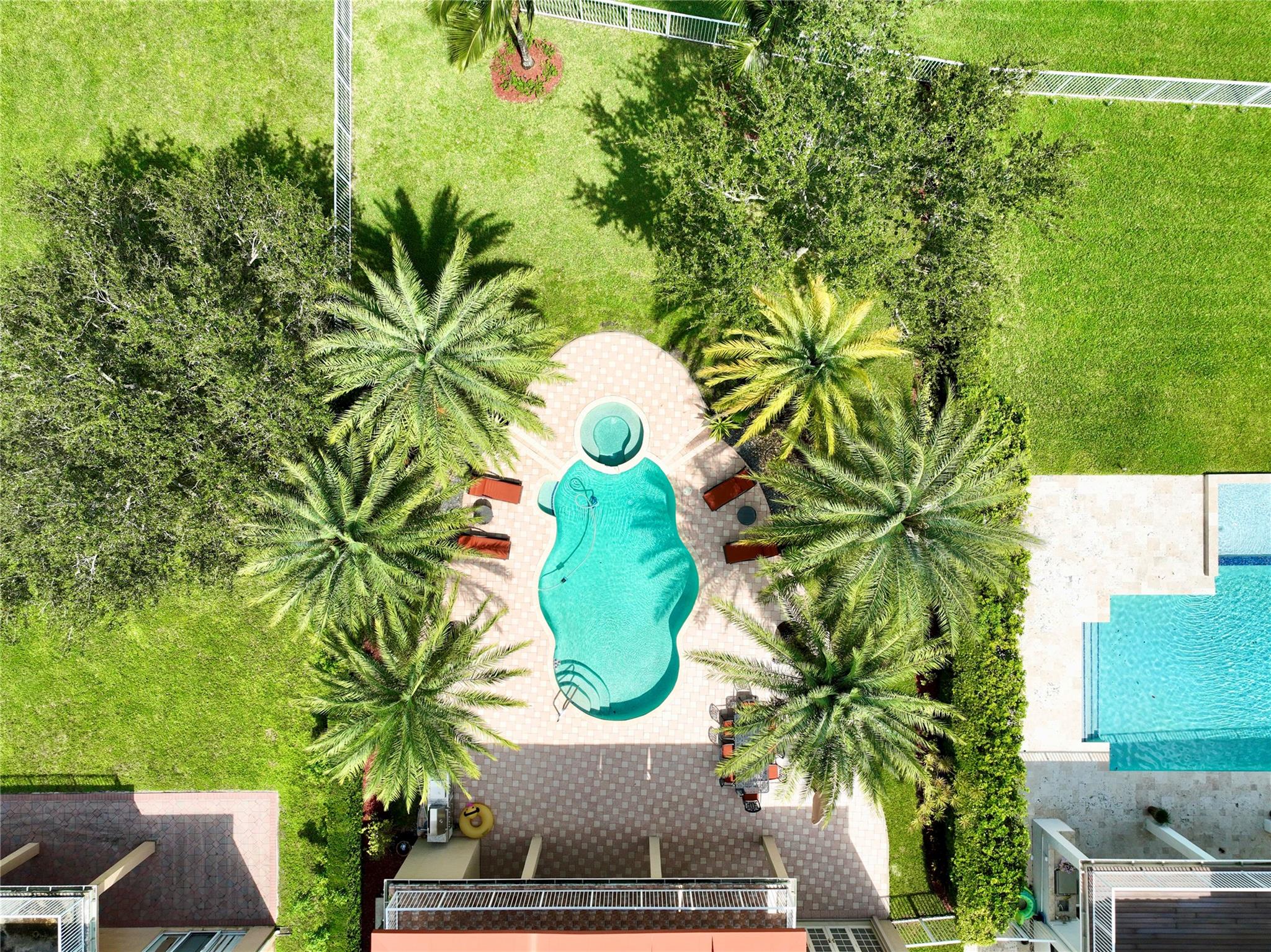 Riviera Isles I 167-28 B - Residential