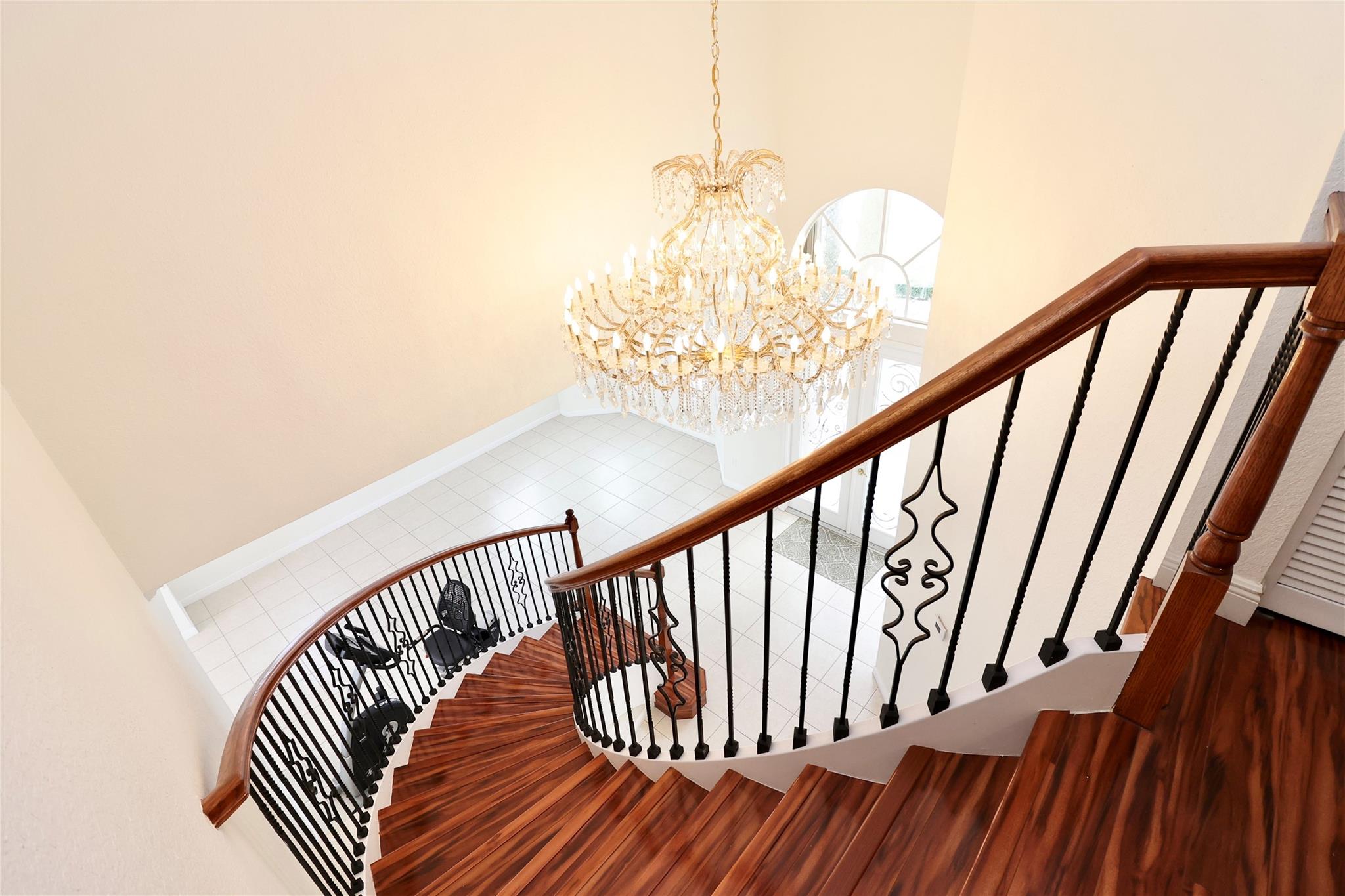 Riviera Isles I 167-28 B - Residential