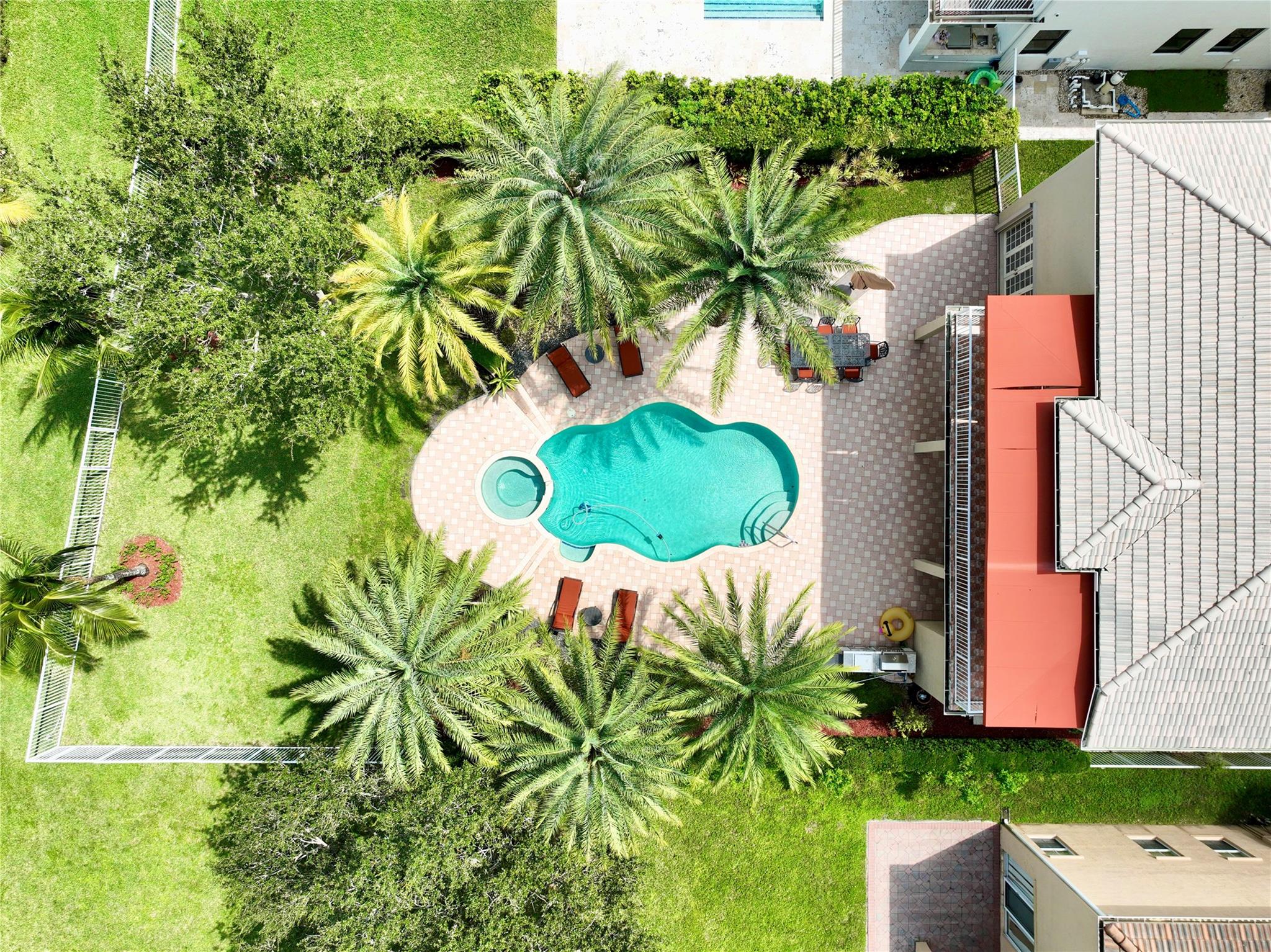 Riviera Isles I 167-28 B - Residential