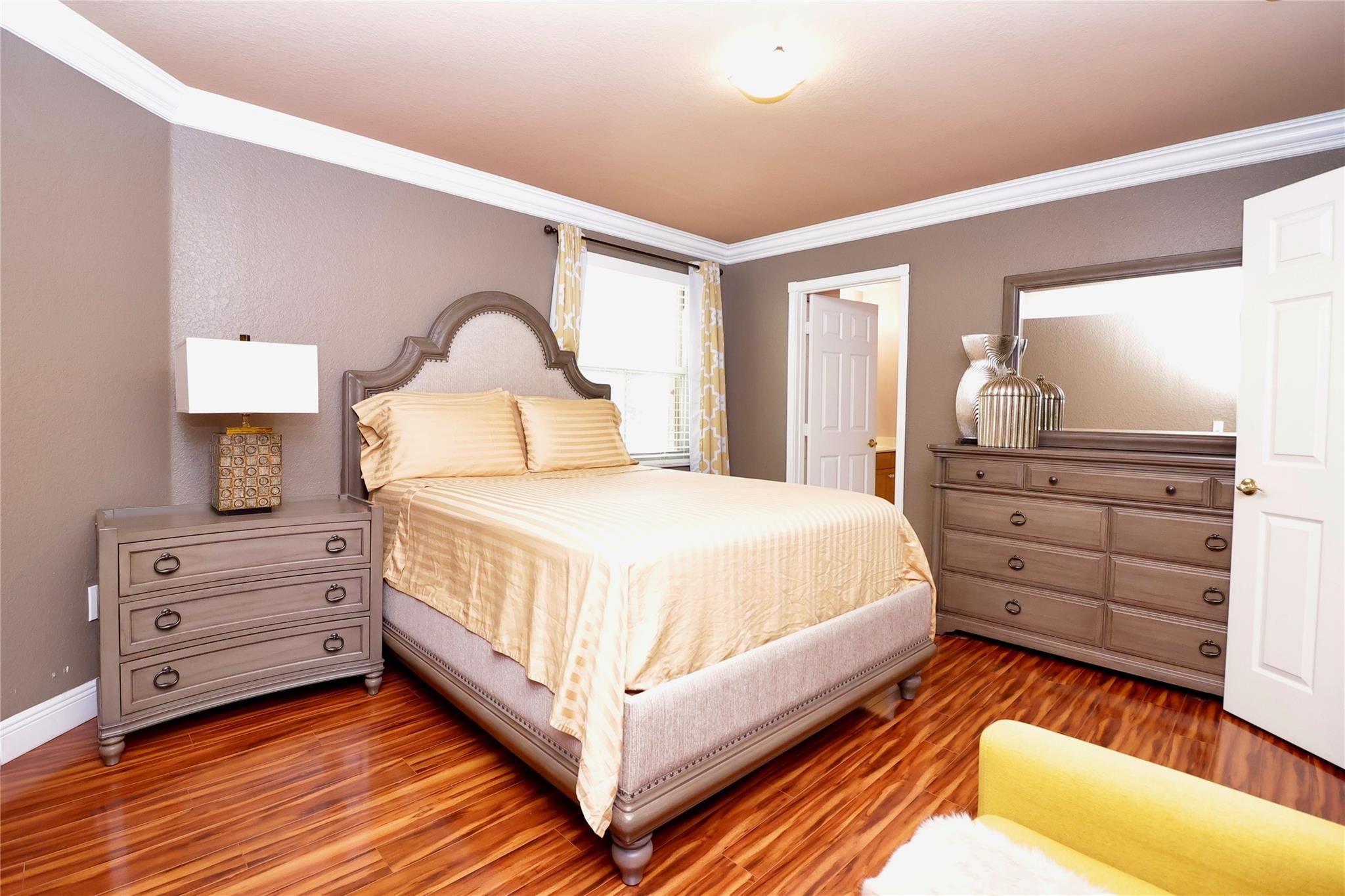 Riviera Isles I 167-28 B - Residential