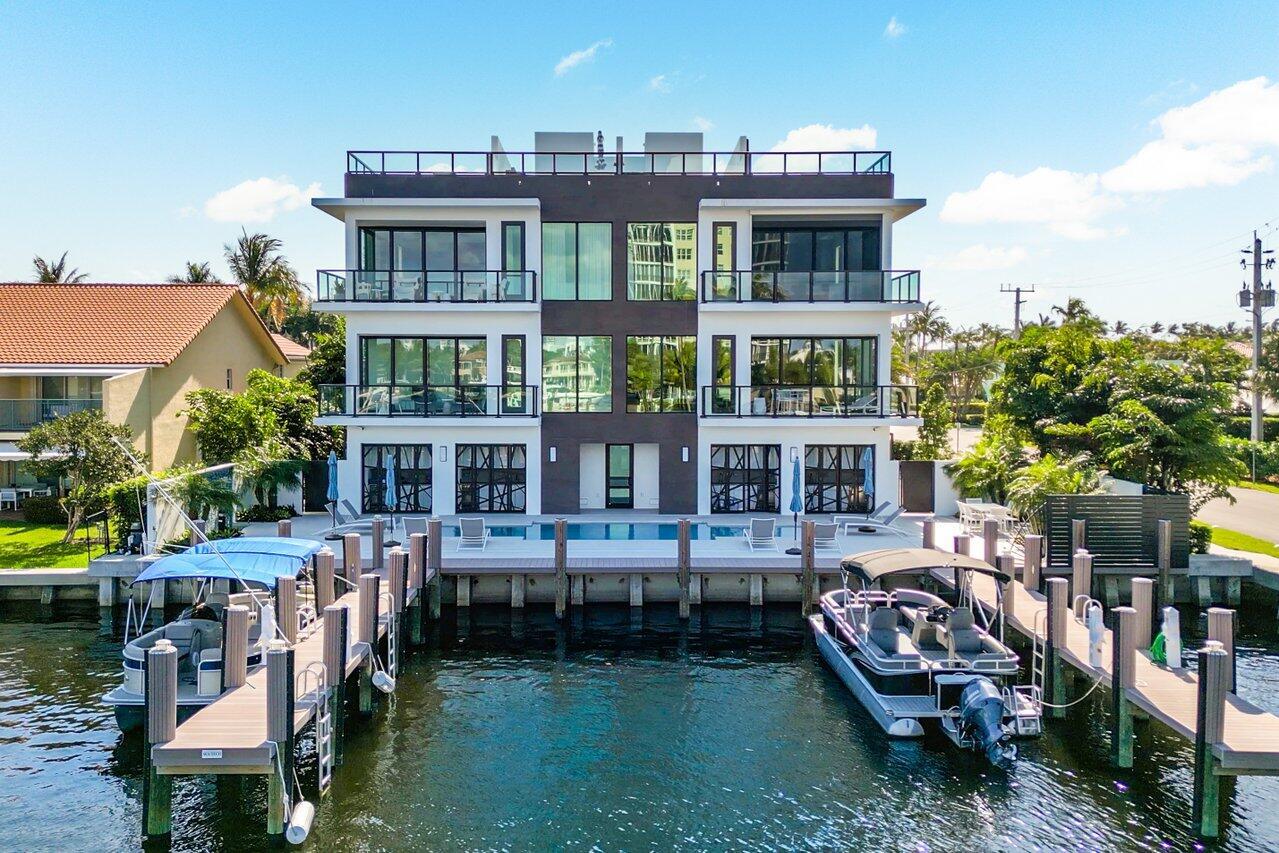 COVE 4 CONDO - Residential