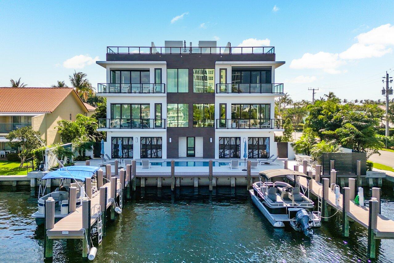 COVE 4 CONDO - Residential