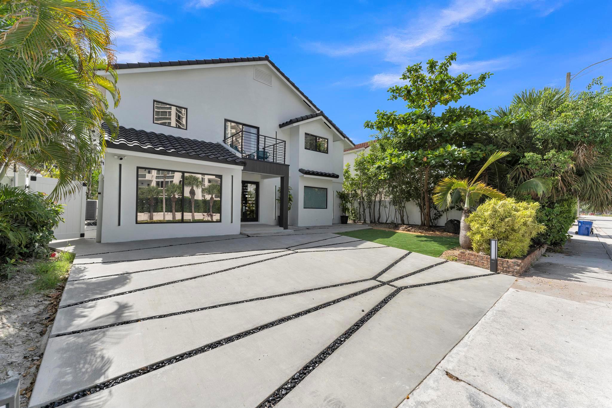 LAUDERDALE BEACH - Residential