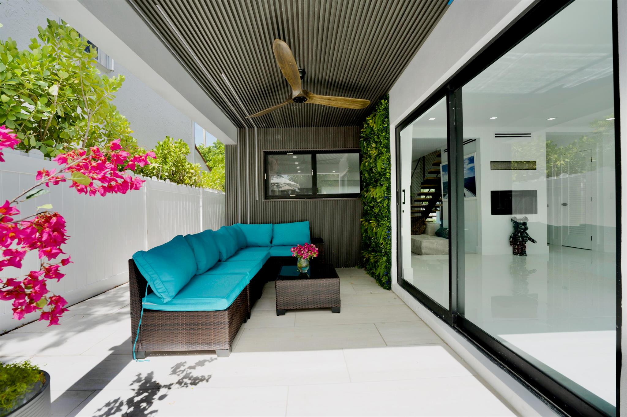 LAUDERDALE BEACH - Residential