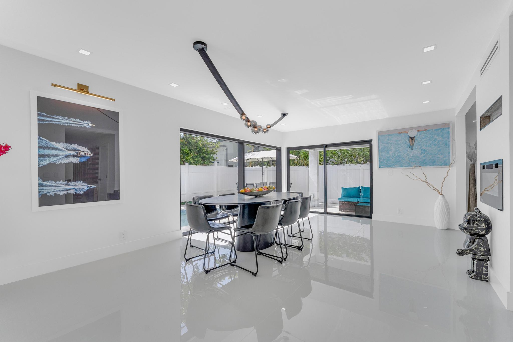 LAUDERDALE BEACH - Residential