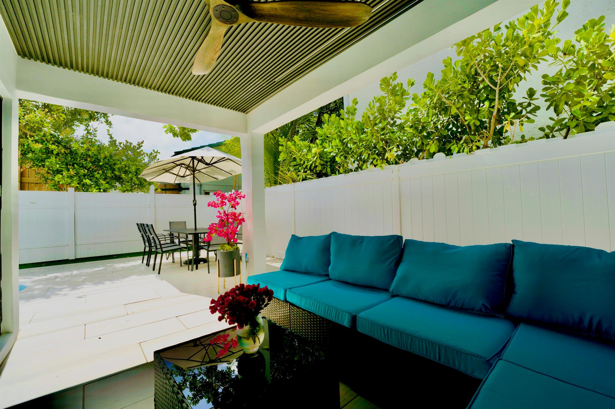 LAUDERDALE BEACH - Residential