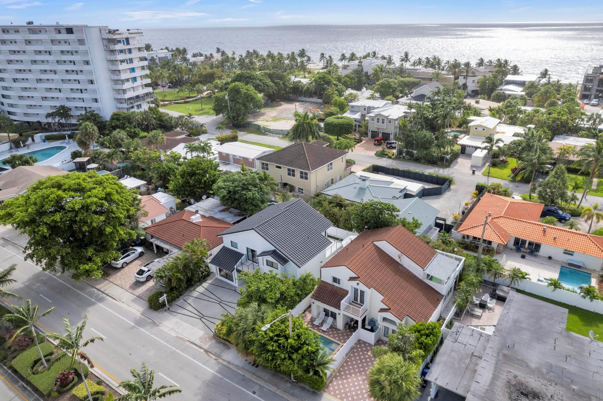 LAUDERDALE BEACH - Residential