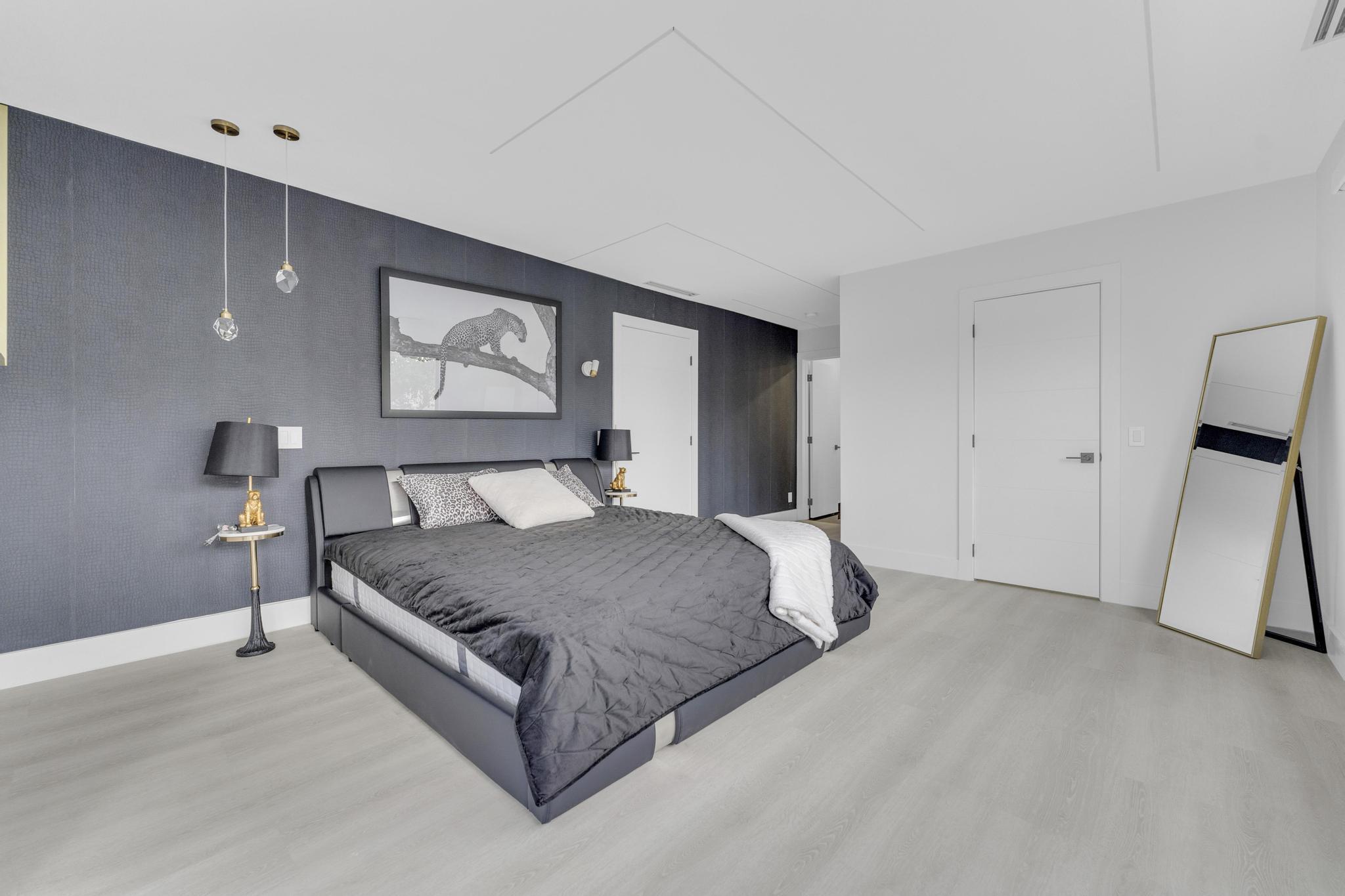 LAUDERDALE BEACH - Residential