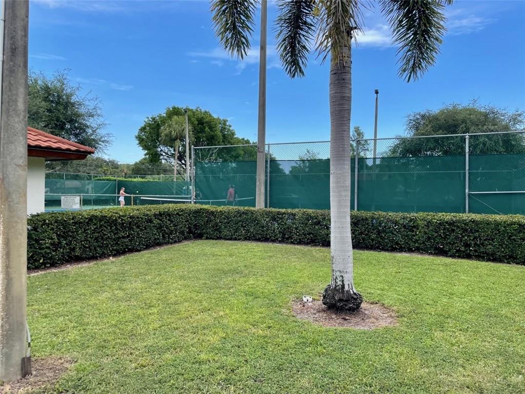SPANISH WELLS CONDO II - Residential