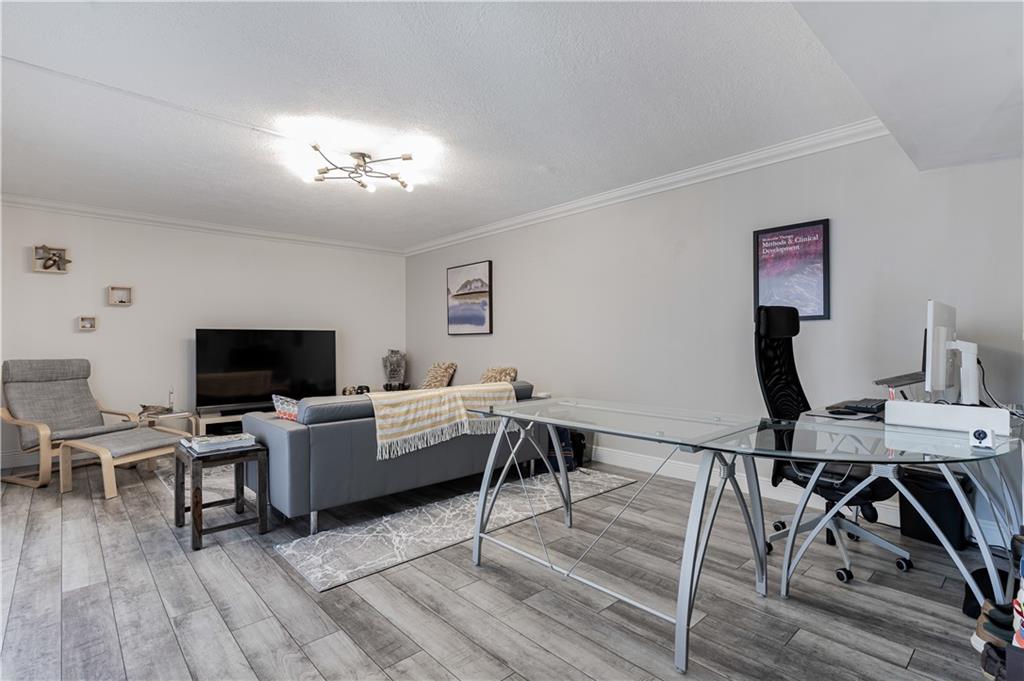 SPANISH WELLS CONDO II - Residential