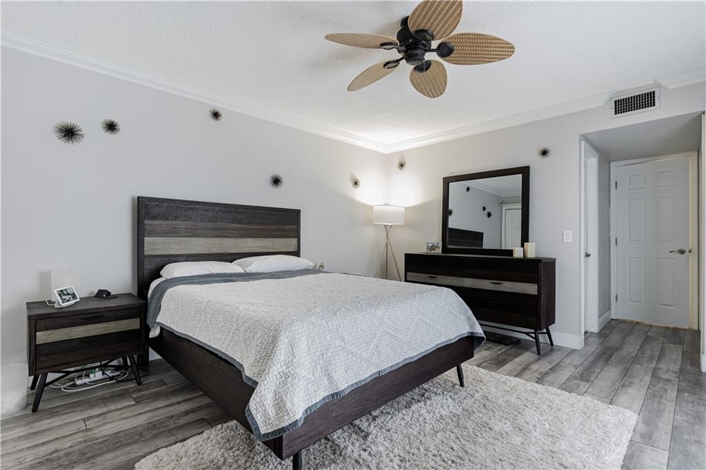 SPANISH WELLS CONDO II - Residential
