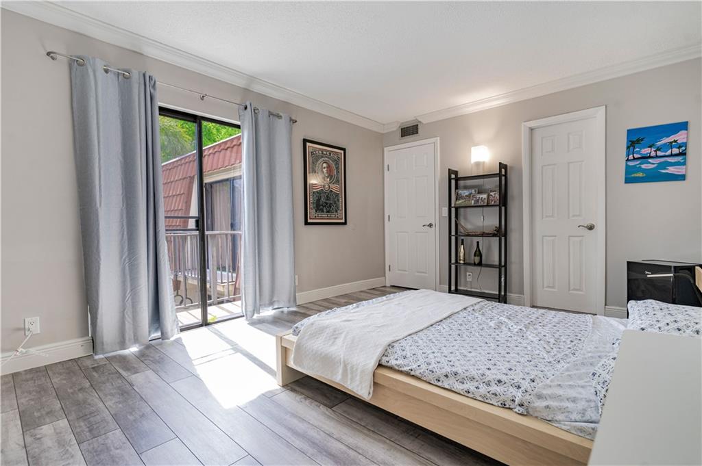 SPANISH WELLS CONDO II - Residential