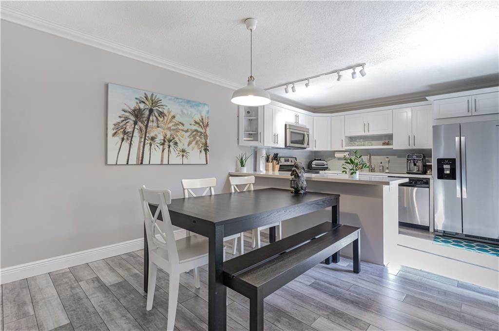 SPANISH WELLS CONDO II - Residential