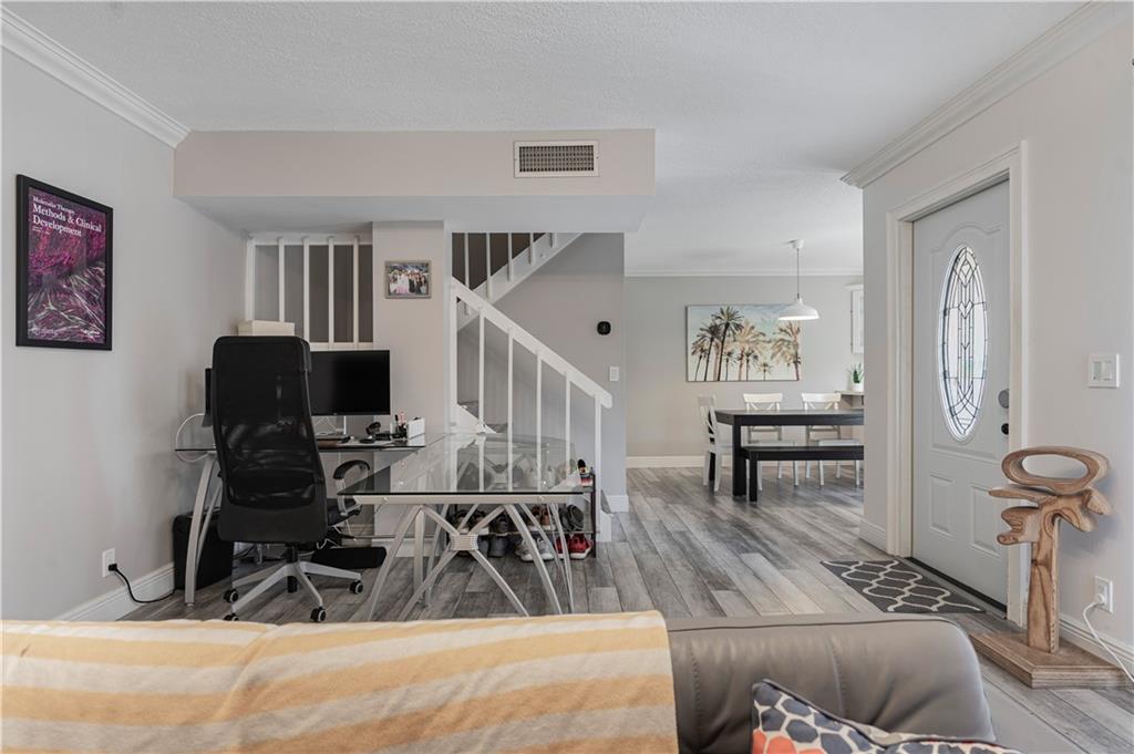 SPANISH WELLS CONDO II - Residential
