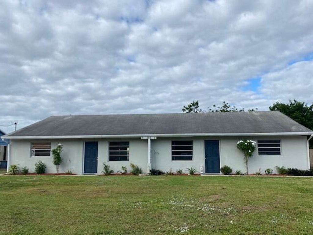 Photo of 2813 Jefferson Parkway #B, Fort Pierce, FL 34946 (MLS # R11038963)