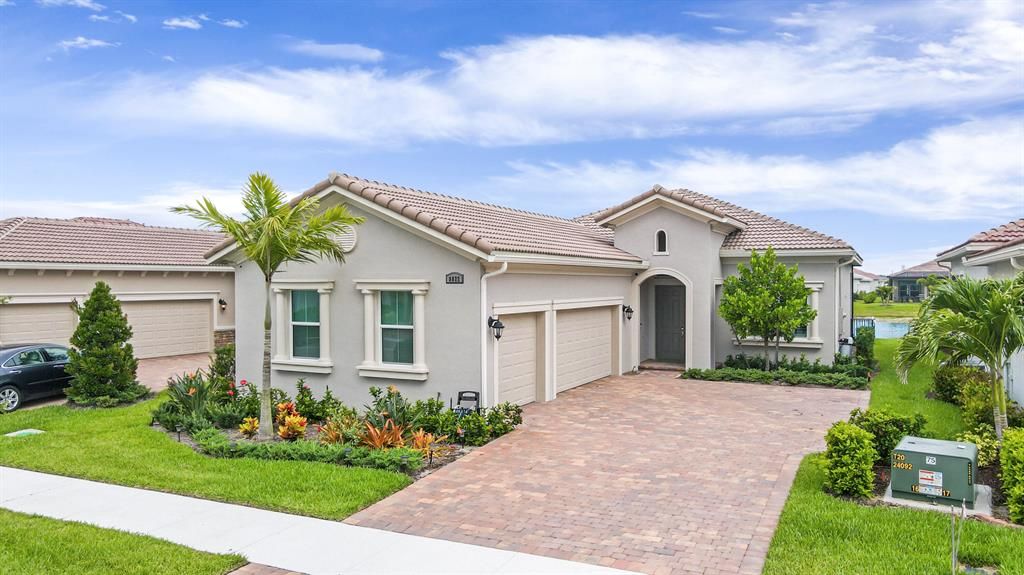 Photo of 8822 SW Montova Way, Port Saint Lucie, FL 34987 (MLS # R10839199)