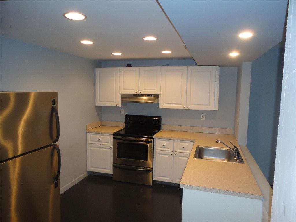 Photo of 711 N Pine Island Road #419, Plantation, FL 33324 (MLS # F10456198)