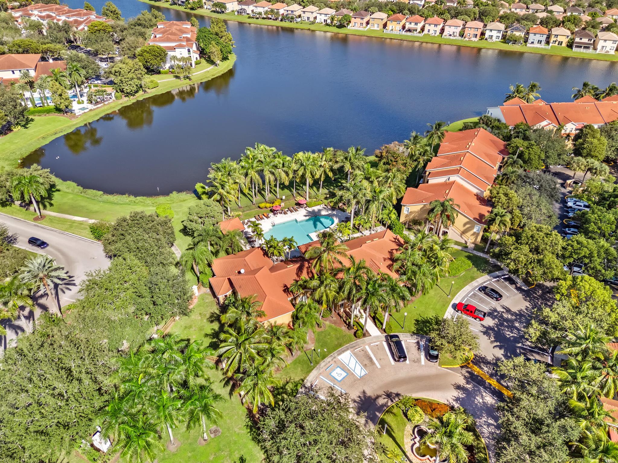EMERALD ISLE AT LAGUNA LA - Residential