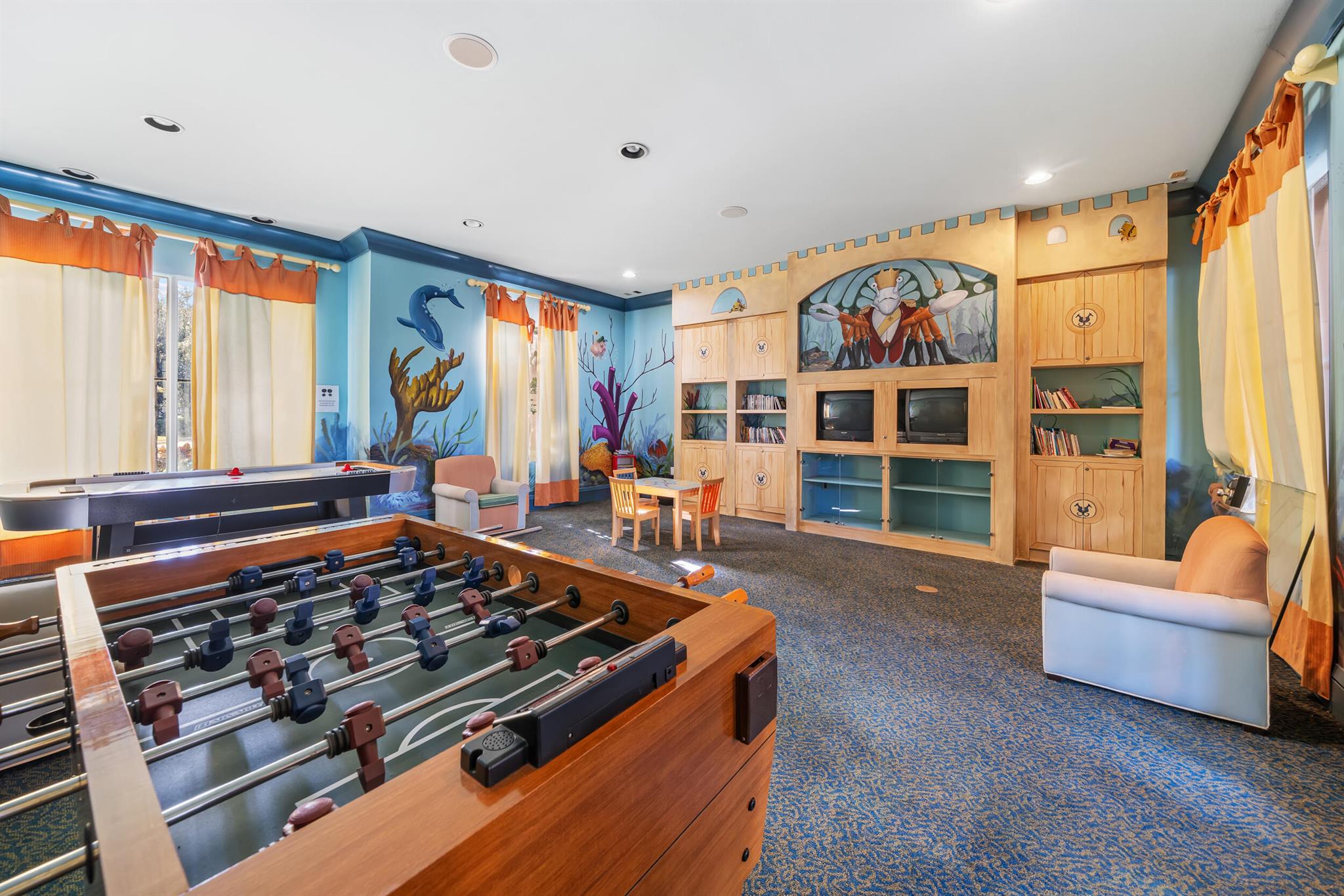 EMERALD ISLE AT LAGUNA LA - Residential