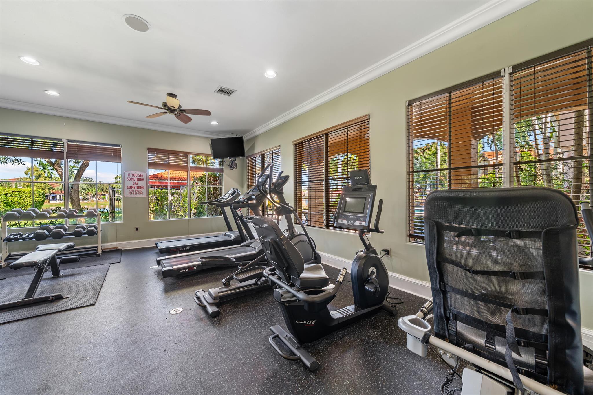EMERALD ISLE AT LAGUNA LA - Residential