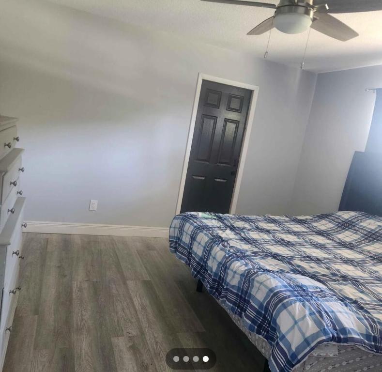 SOUTH PORT ST LUCIE-UNIT 05- BLK79 LOT 22 (MAP 44/ - Residential