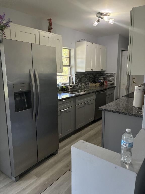 SOUTH PORT ST LUCIE-UNIT 05- BLK79 LOT 22 (MAP 44/ - Residential