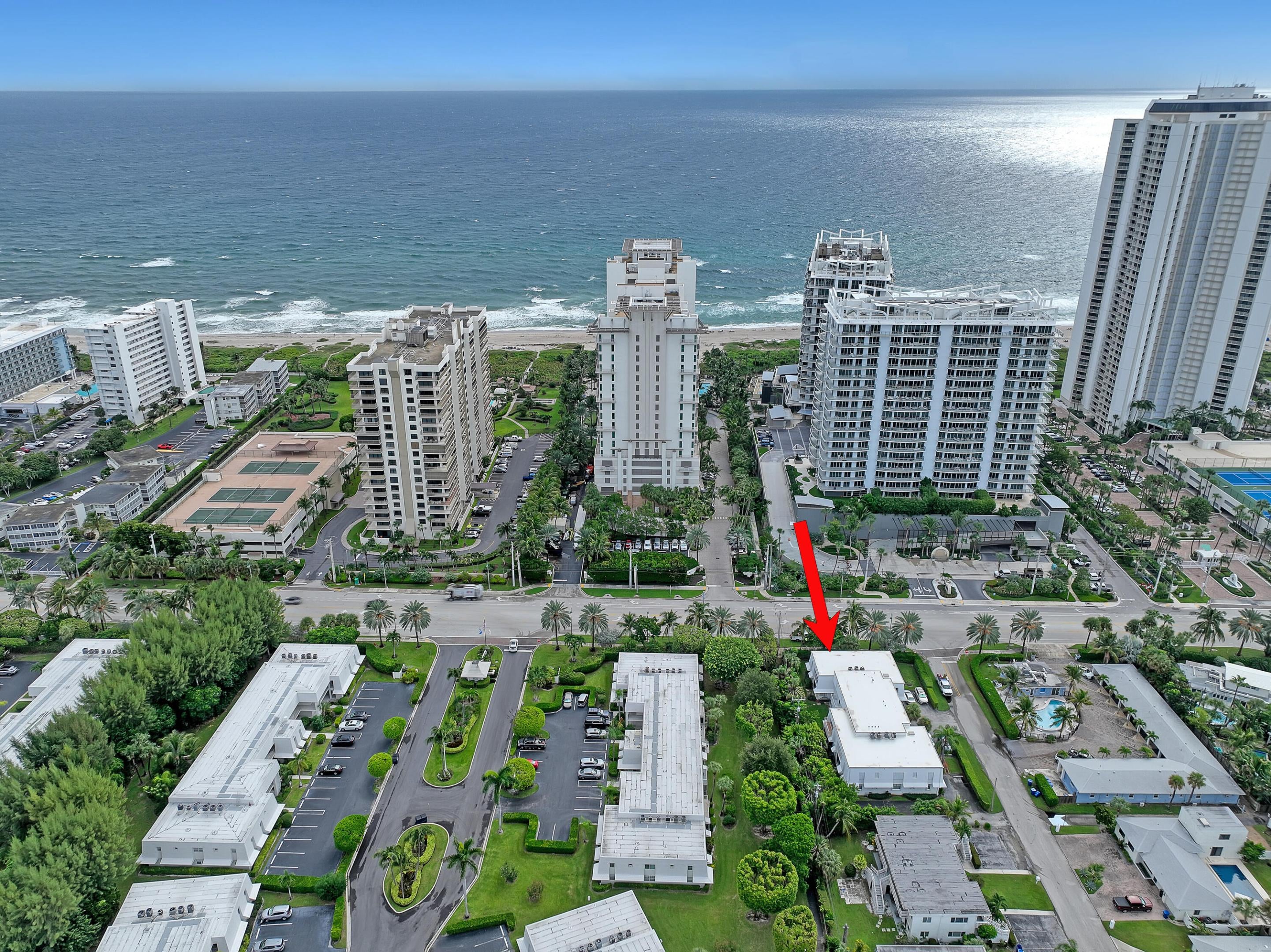 1280 SURF Road 202