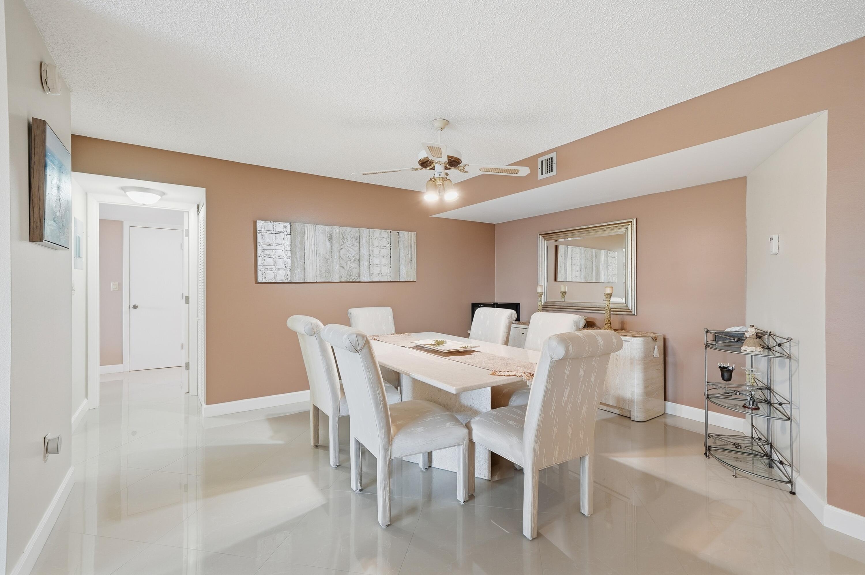 SUMMIT CONDO - Residential