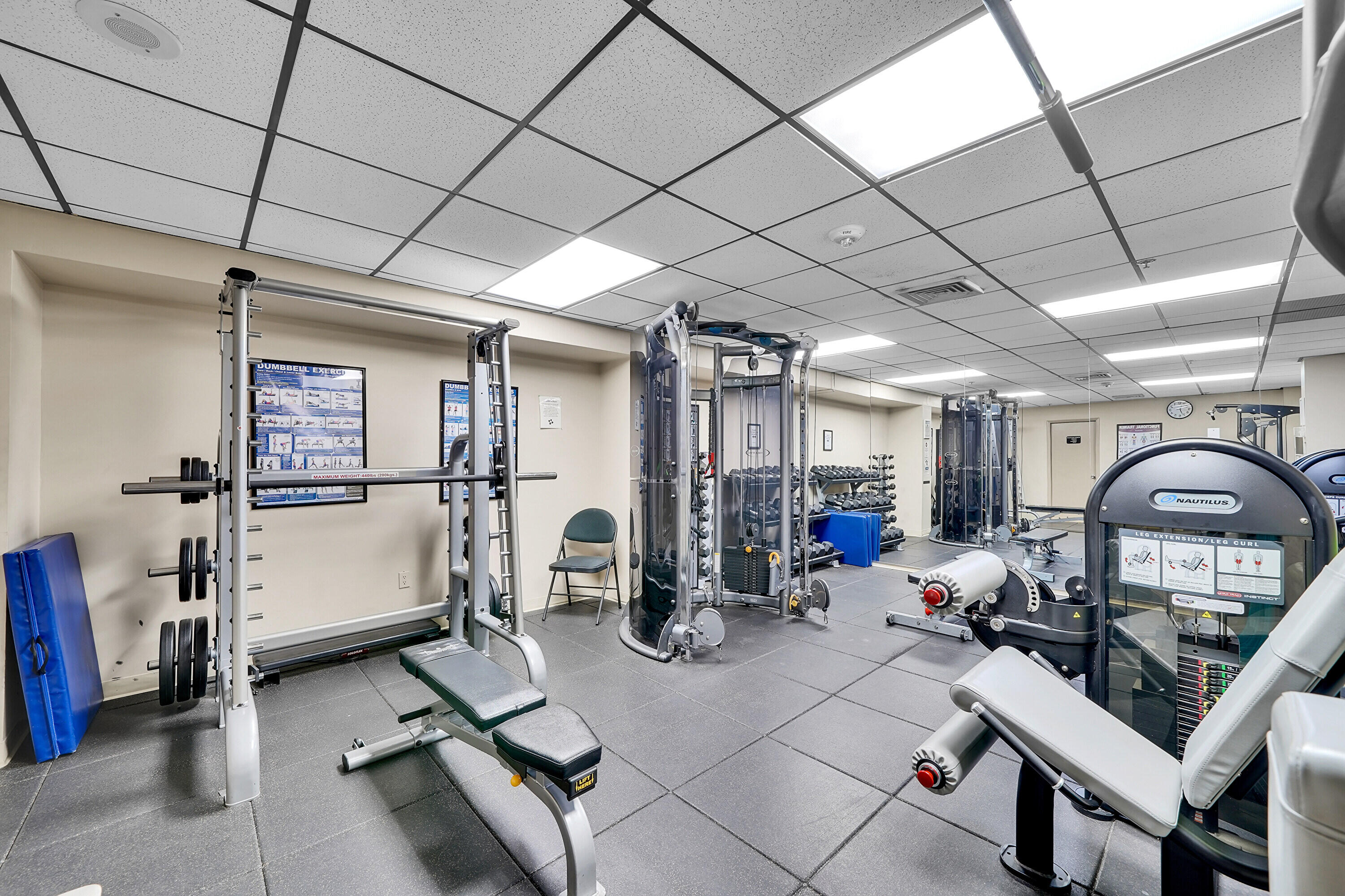 SUMMIT CONDO - Residential