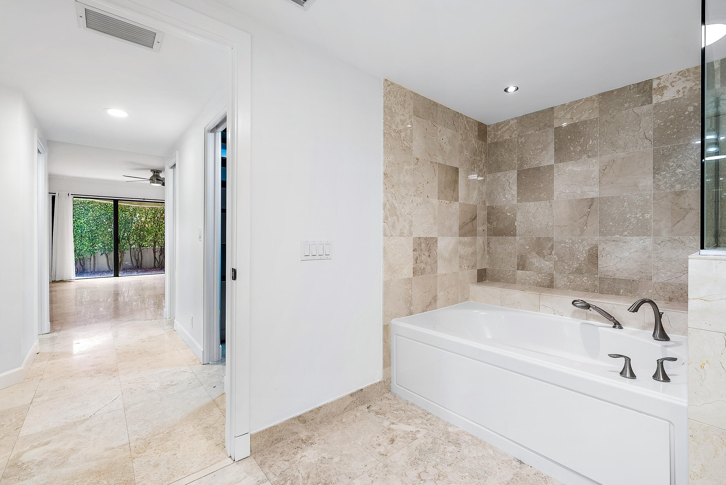 OLD PORT COVE HARBOR VILLAGE COND - Residential Lease