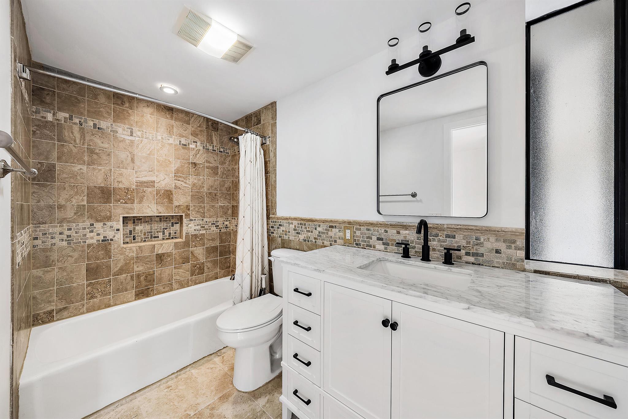 OLD PORT COVE HARBOR VILL - Residential Lease