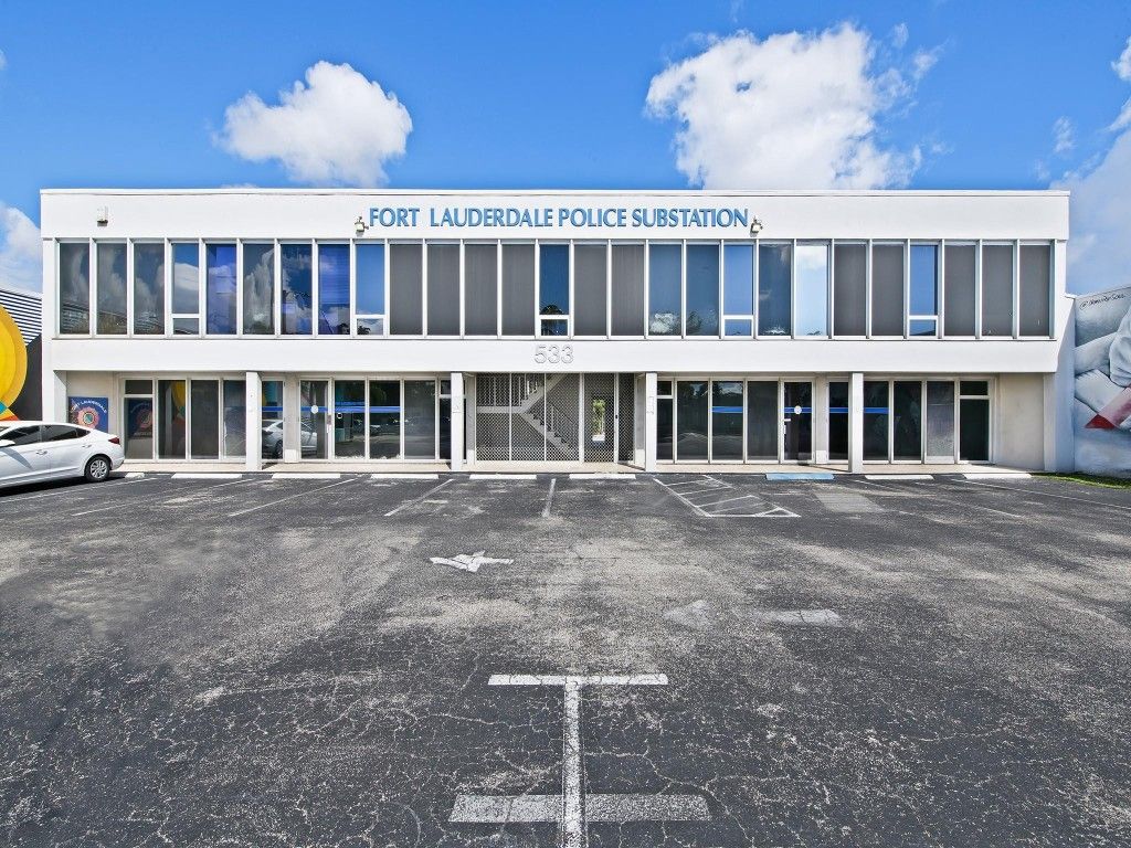 Photo of 533 NE 13th Street, Fort Lauderdale, FL 33304 (MLS # F10498147)