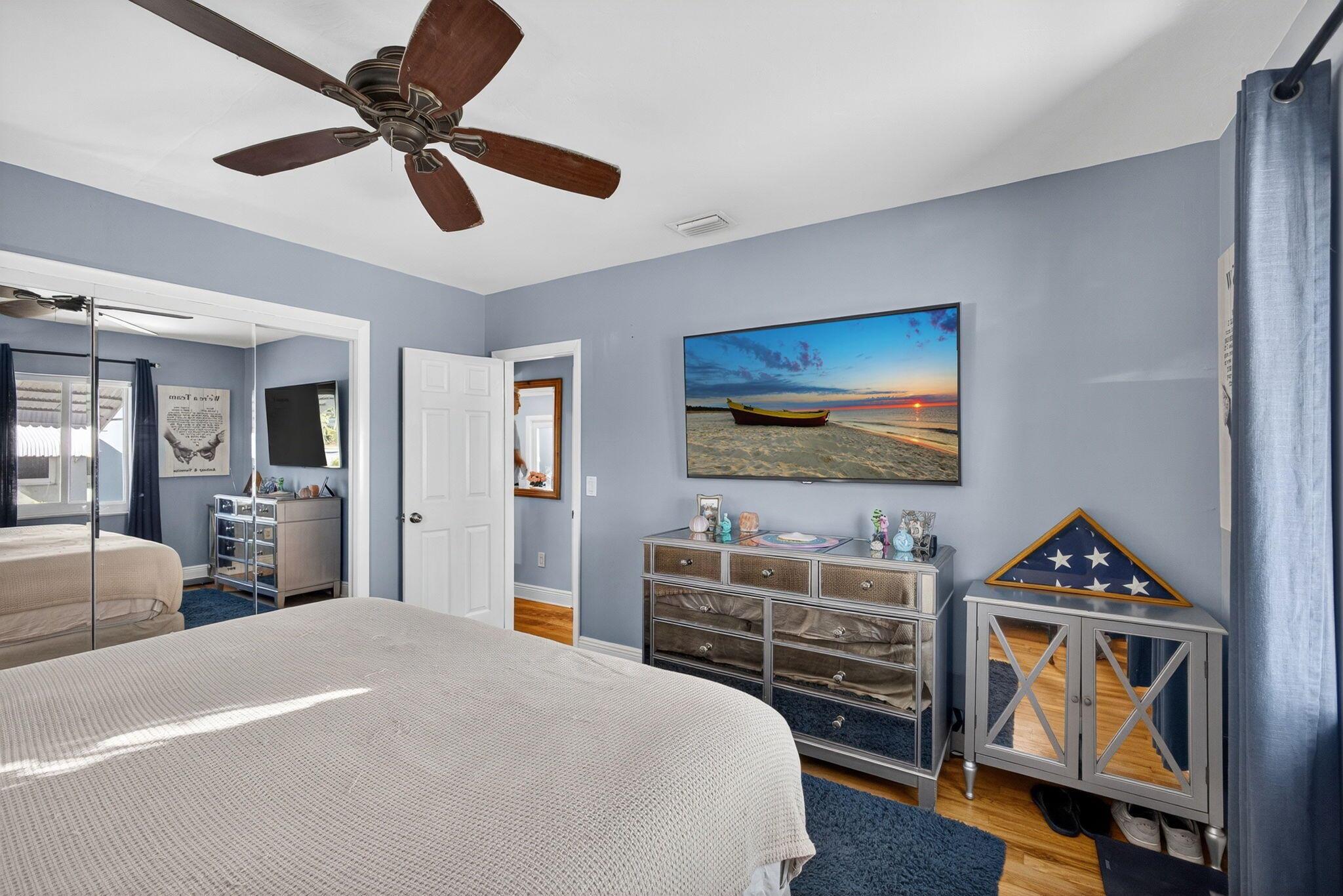 NORTH LAKE WORTH - Residential