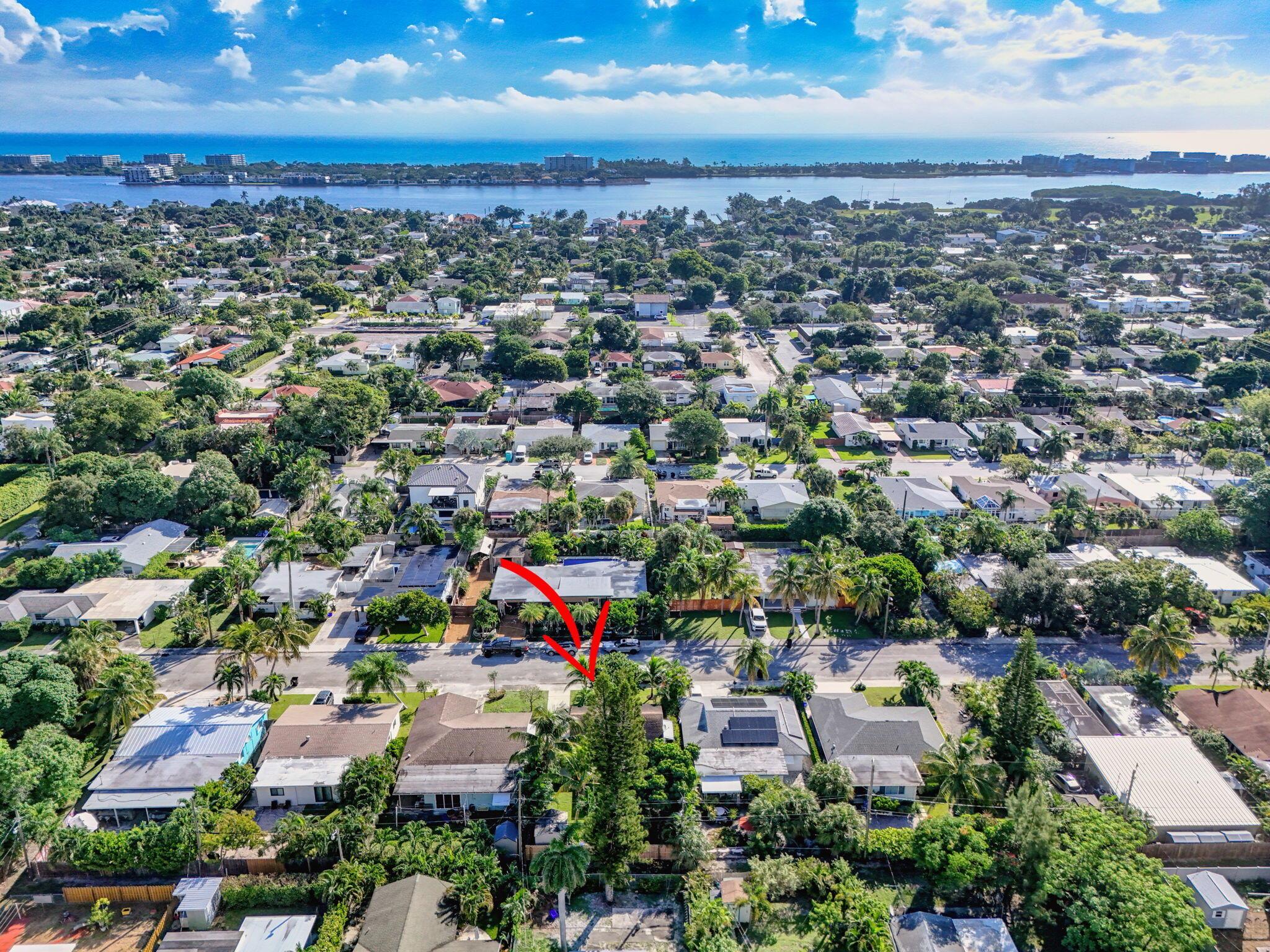 NORTH LAKE WORTH - Residential