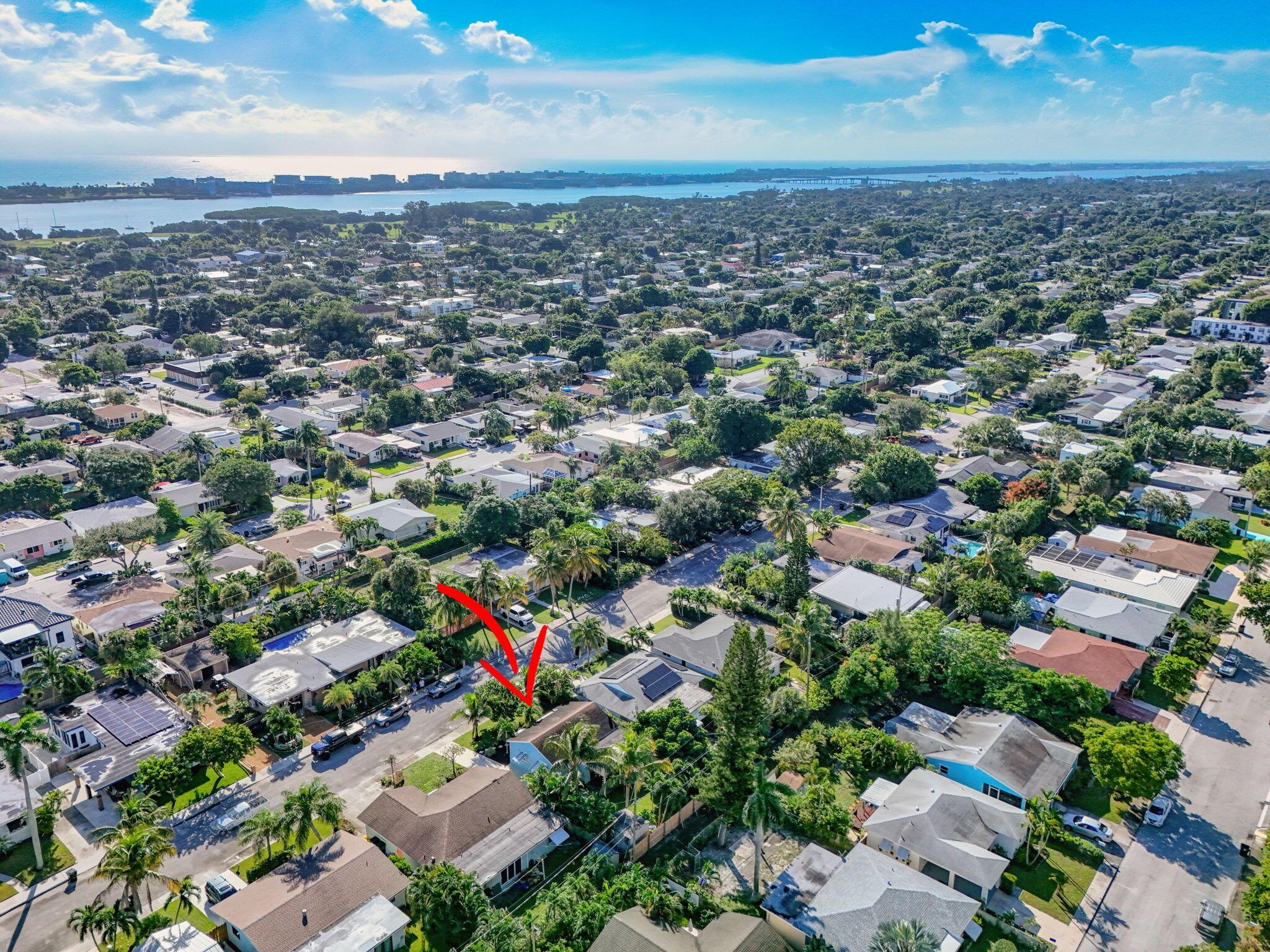 NORTH LAKE WORTH - Residential