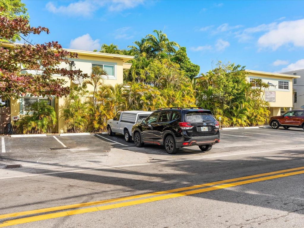 Photo of 1525 SE 15th Street #23, Fort Lauderdale, FL 33316 (MLS # F10502444)