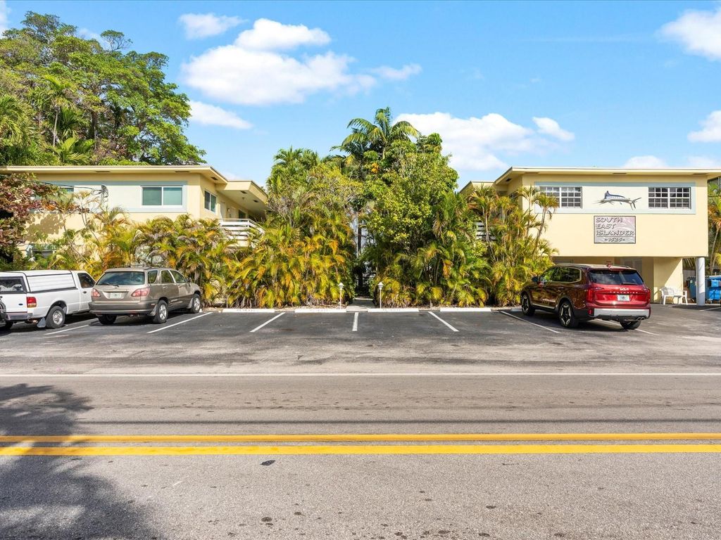 Photo of 1525 SE 15th Street #23, Fort Lauderdale, FL 33316 (MLS # F10502444)