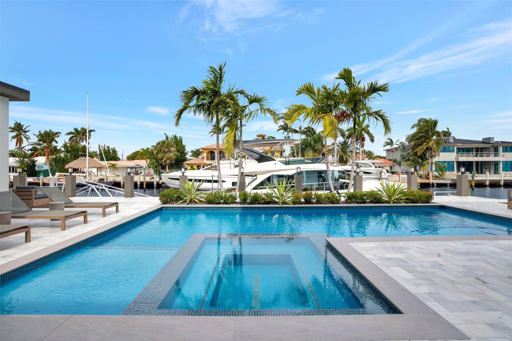 Coral Ridge - Residential