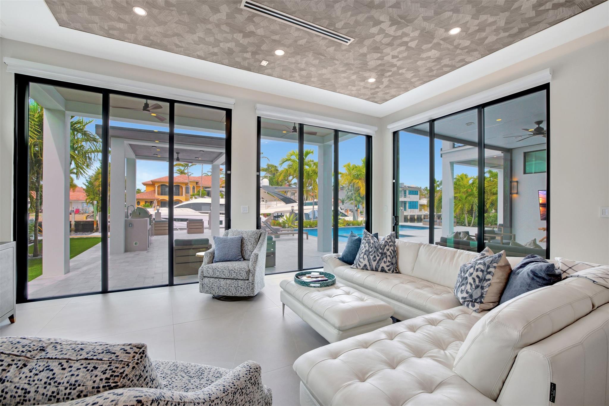 Coral Ridge - Residential